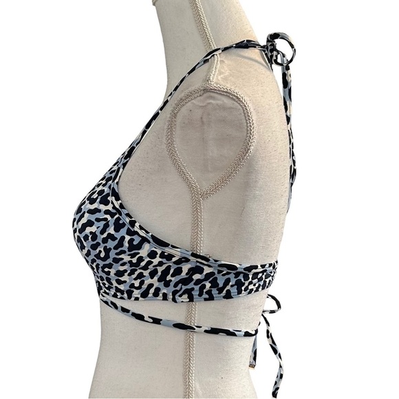 Michael Kors Thora Leopard Print Wrap Triangle Bikini Top Women Small NEW - Picture 3 of 10